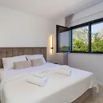 Silente Villa *